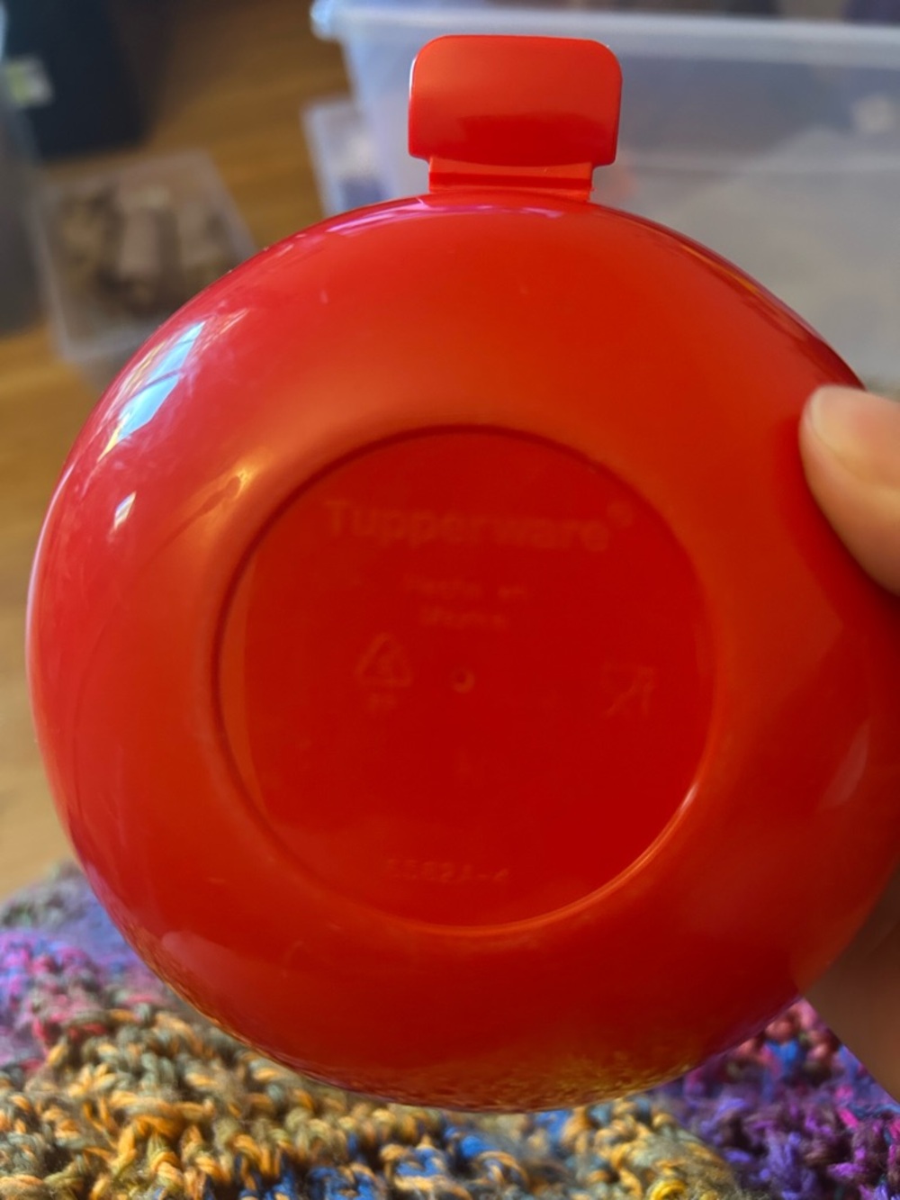 Tupperware Red Round Kitchen Tool - Picture 5 of 5